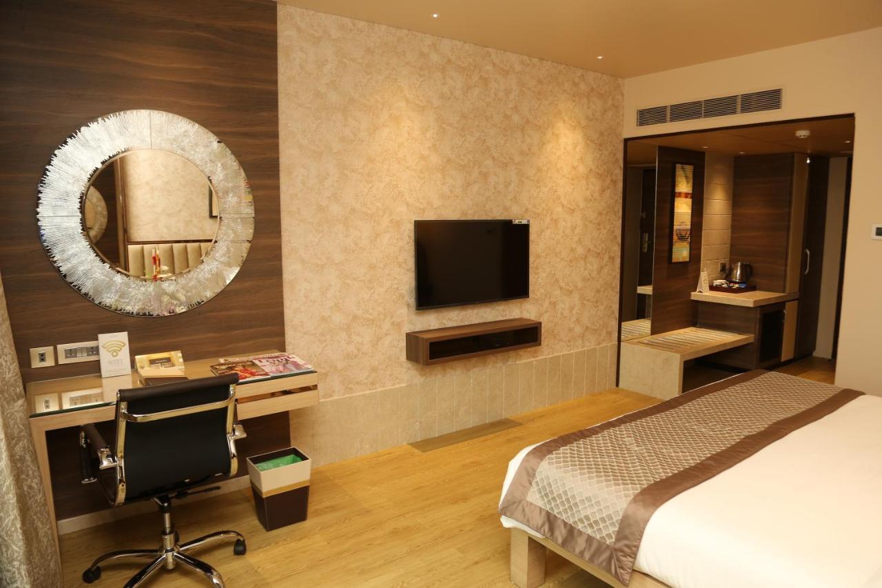 Hotel The Regenza By Tunga Navi Mumbai Exterior foto